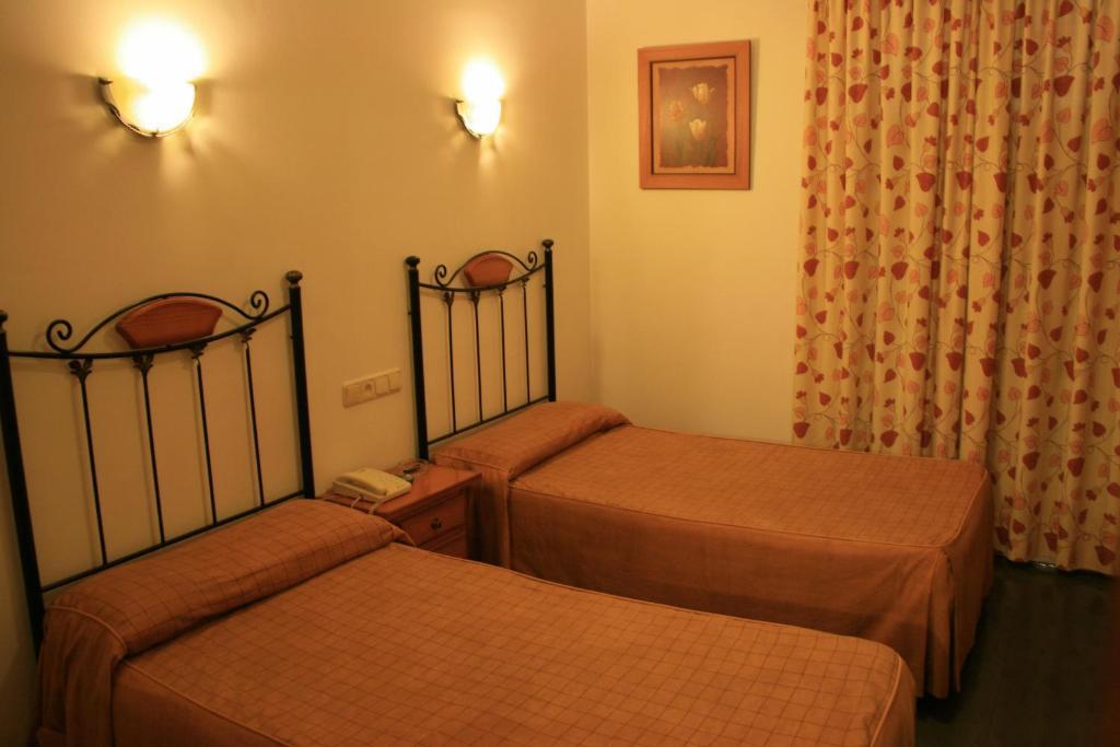 Hostal San Andres Adamuz Eksteriør billede